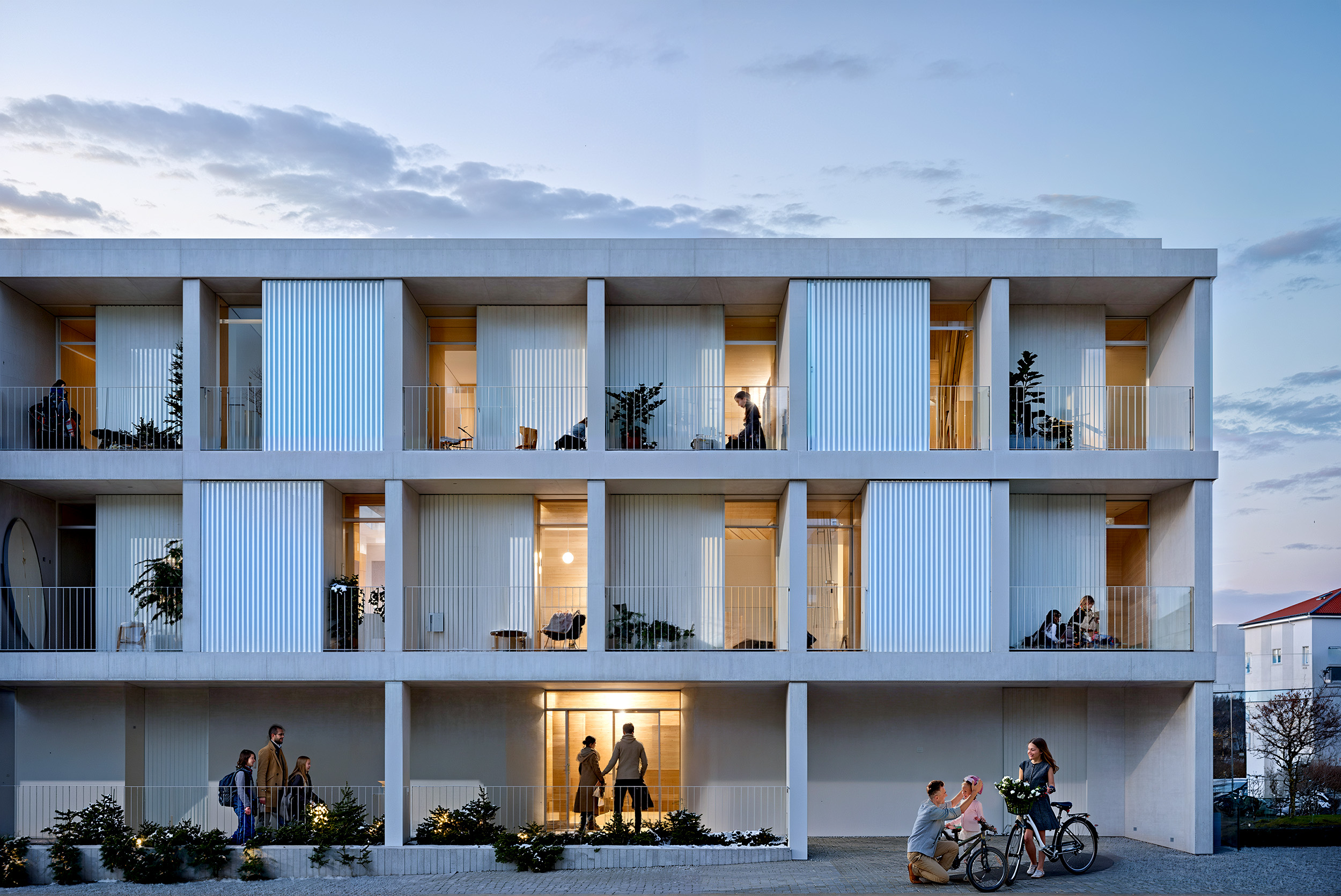 Almada Housing — 4